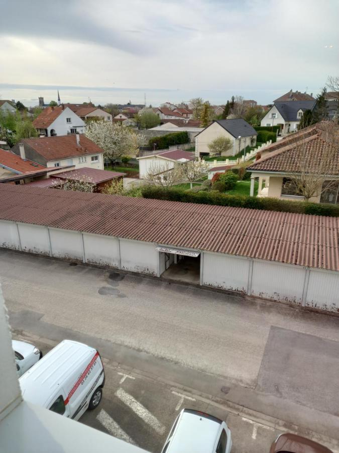 L'Escale Champenoise , Wifi Garage Parking Prive Gratuit Apartamento Châlons-en-Champagne Exterior foto
